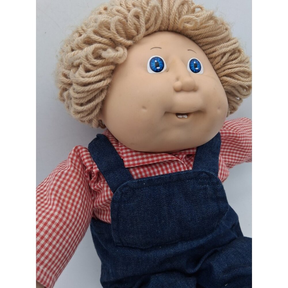 Cabbage Patch Kids Doll 16” 1982 Short Hair Blue Eyes Teeth Boy Doll Outfit - Picture 4 of 12